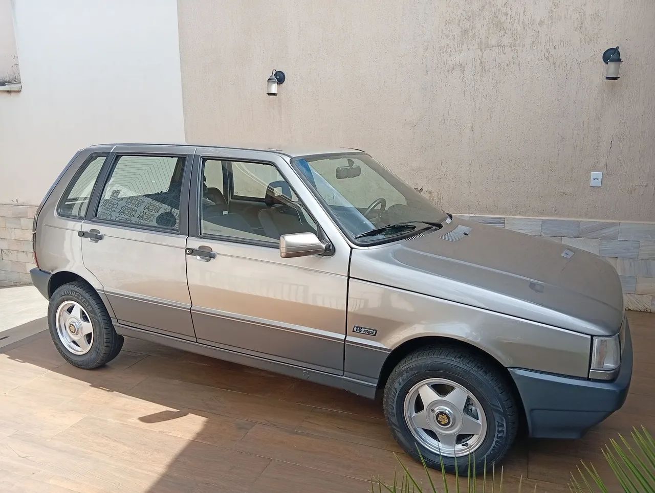 Fiat Uno 1.6 MPI 2P E 4P 1995 - Foto 4