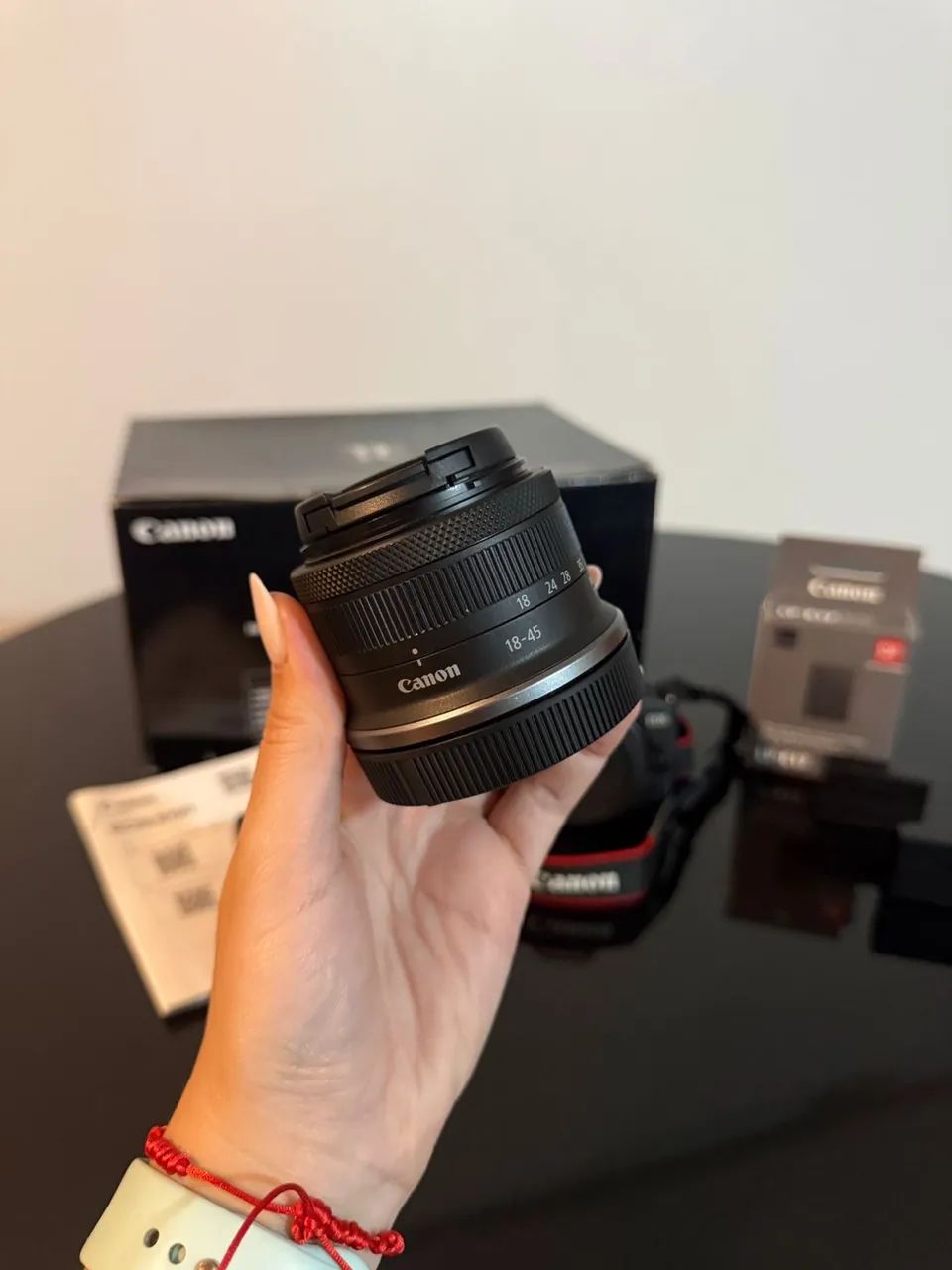 Câmera cânon R100 eos RF com 2 bateria  - Foto 2