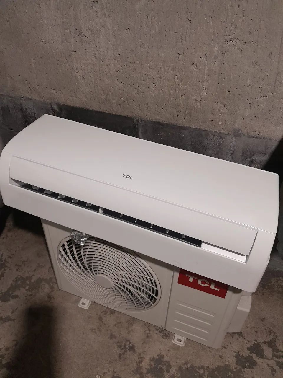 AR CONDICIONADO COM INSTALAÇÃO 12000BTUS TCL
