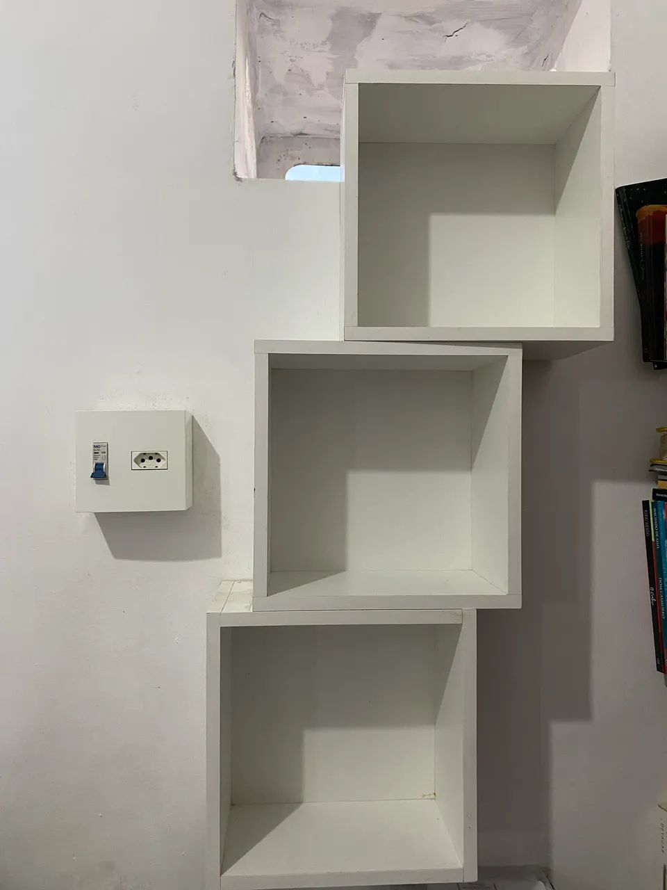Niche Shelves