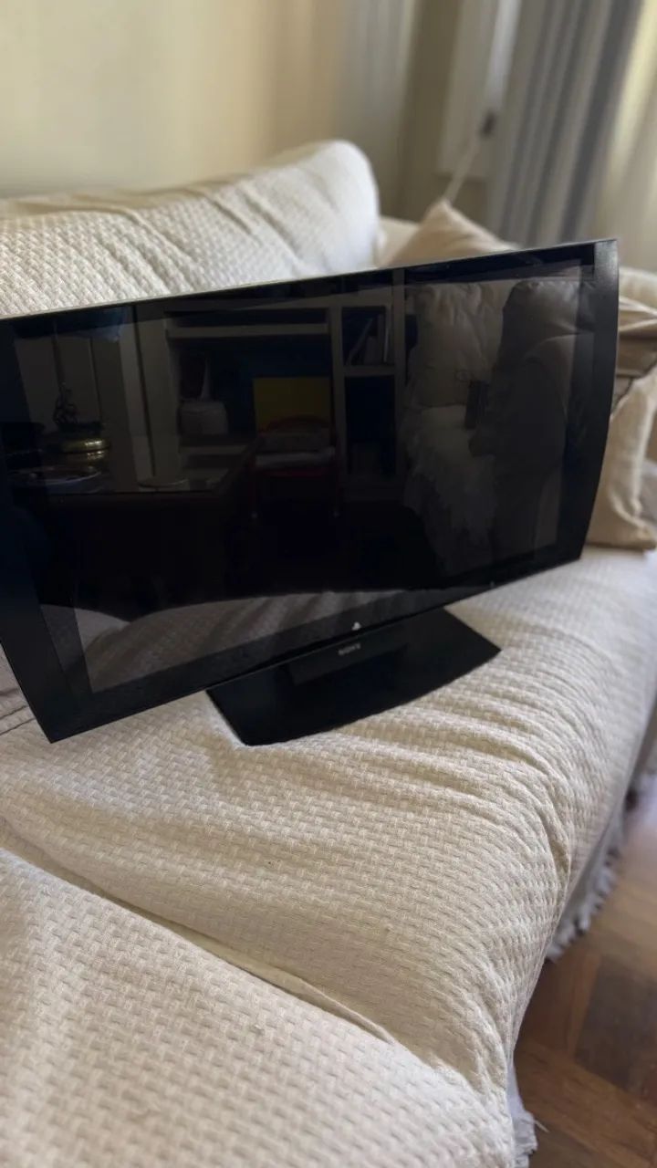 TV Sony Playstation 24 polegadas