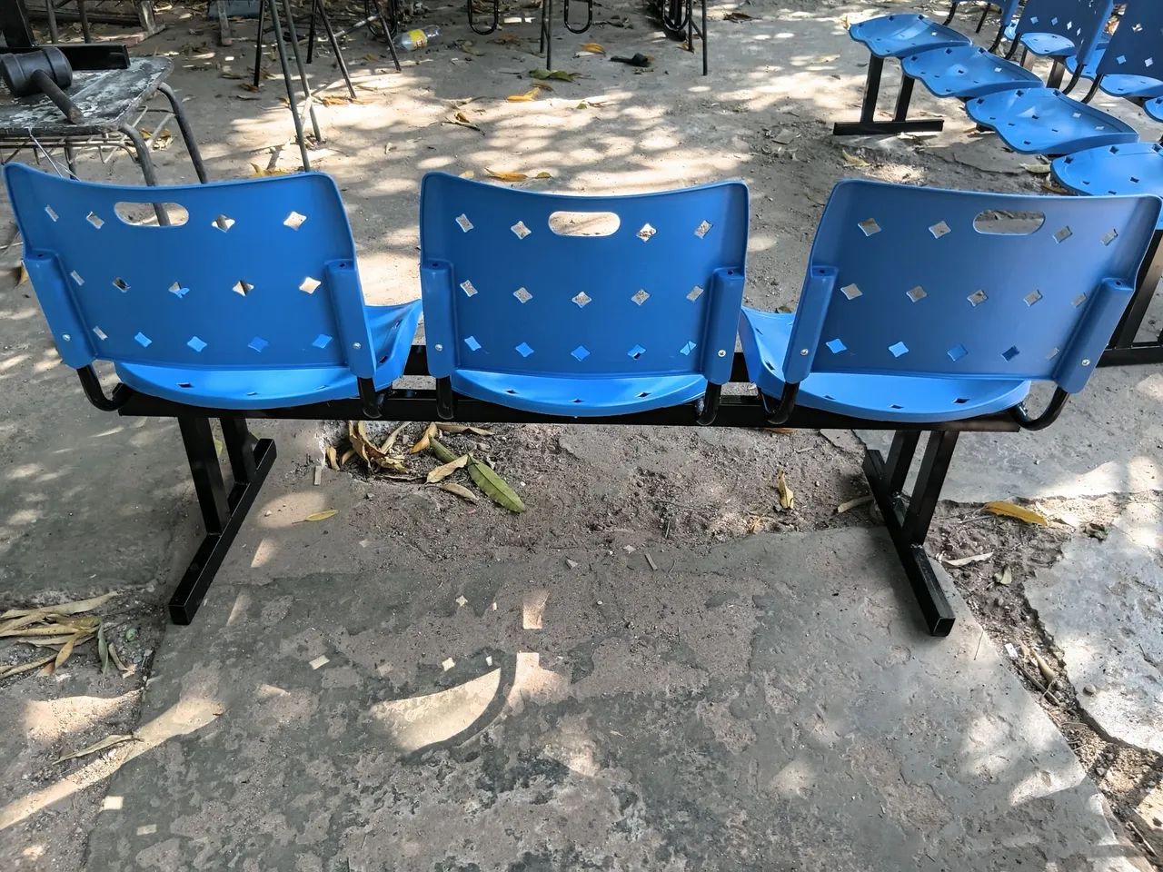 Longarinas três lugares azul plástico 