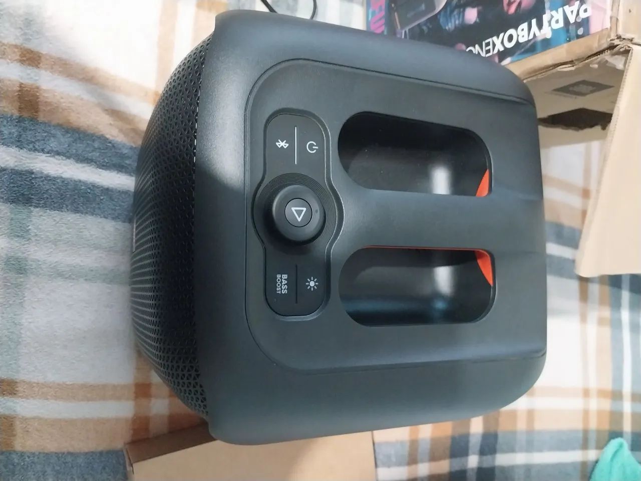 Vendo Caixa JBL Partybox Encore Essencial nova - Foto 2
