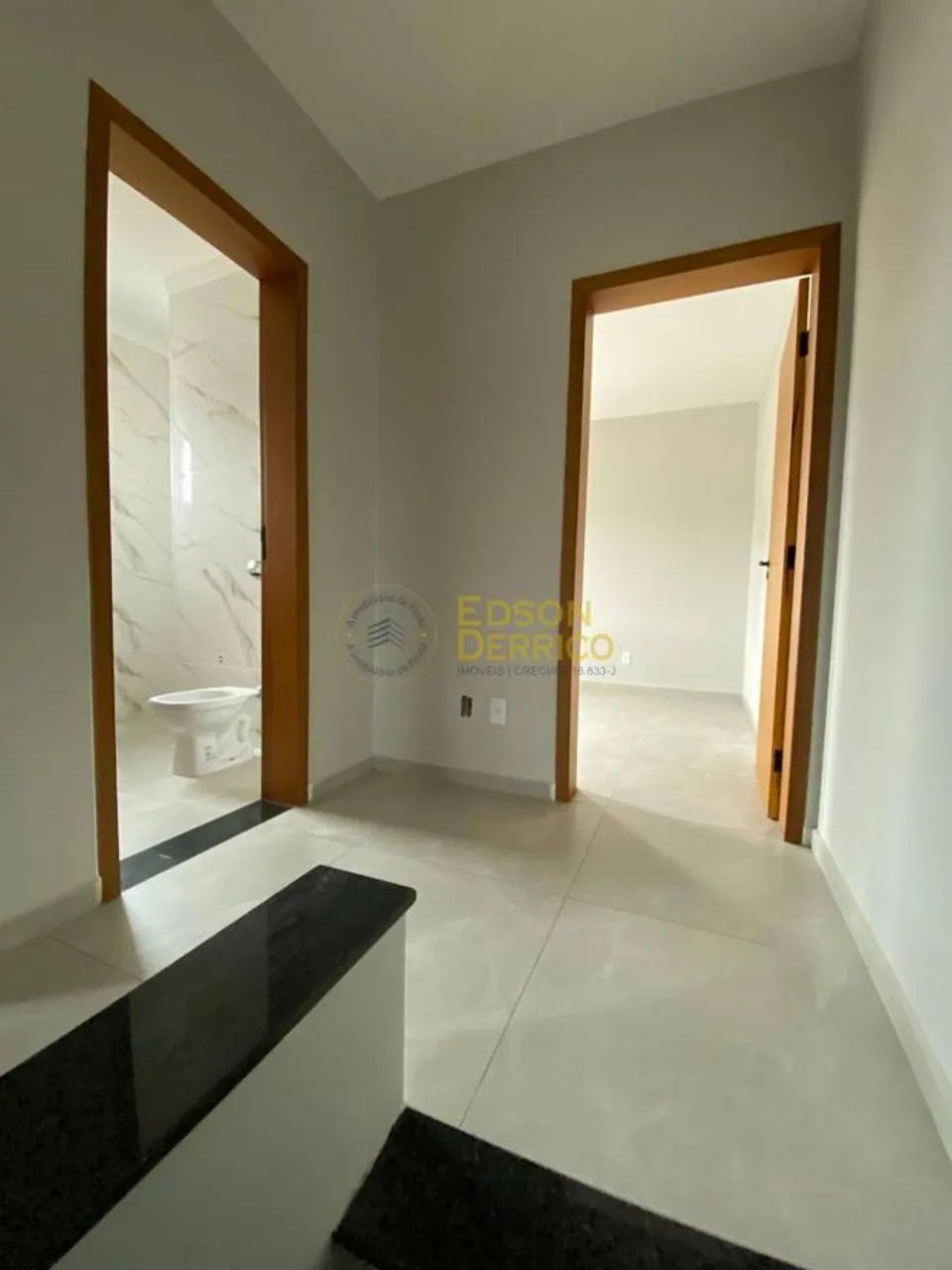 Sobrado á venda com 3 quartos, Centro - Pindamonhangaba - Foto 4
