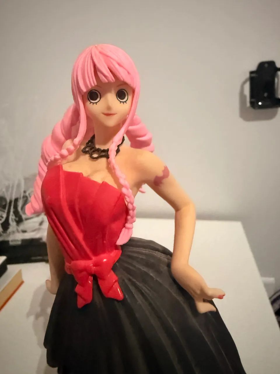 Perona one piece figure 