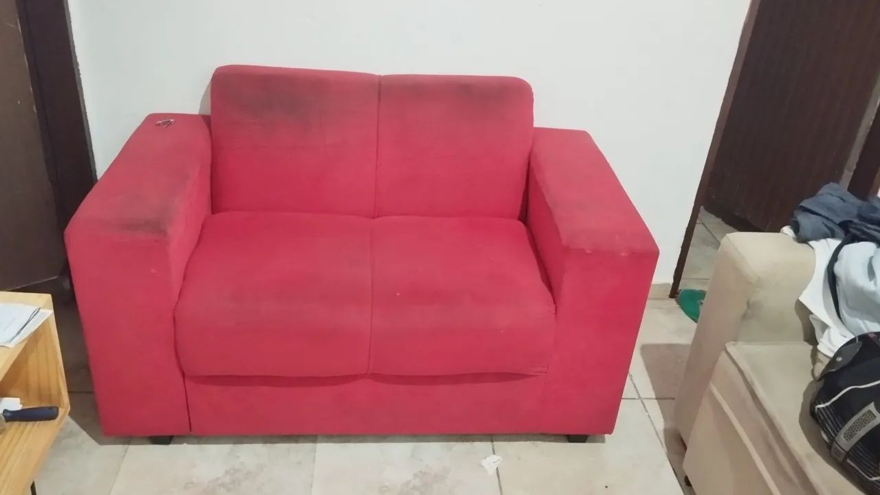 Sofá 2 lugares vermelho  - Foto 2