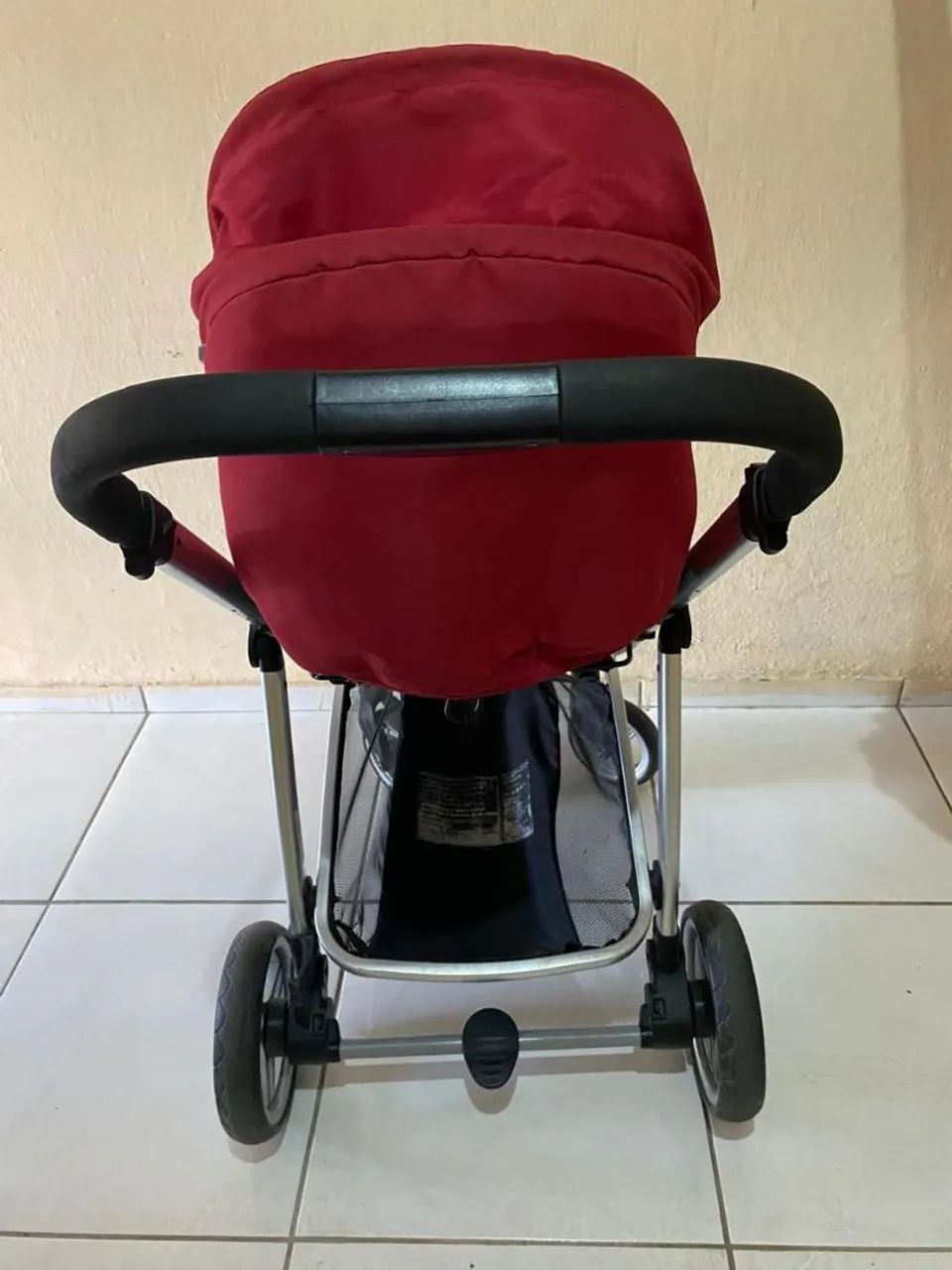 Carrinho de bebê seminovo  - Foto 3