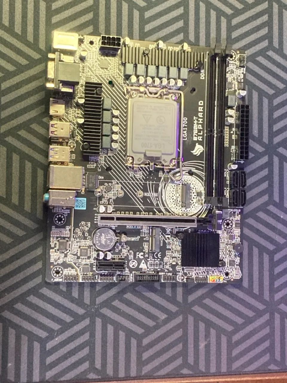 B760M-T alphard pichal ddr4