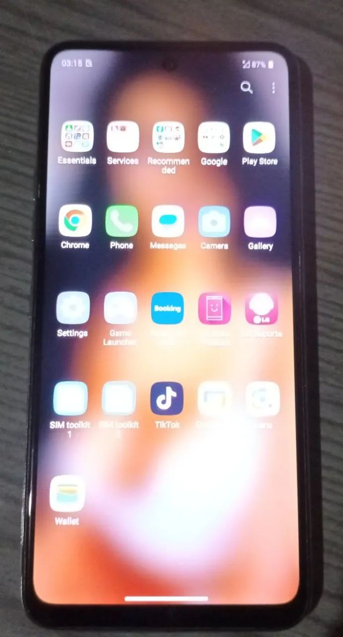 Smartphone LG em oferta com capa de proteção - Foto 2