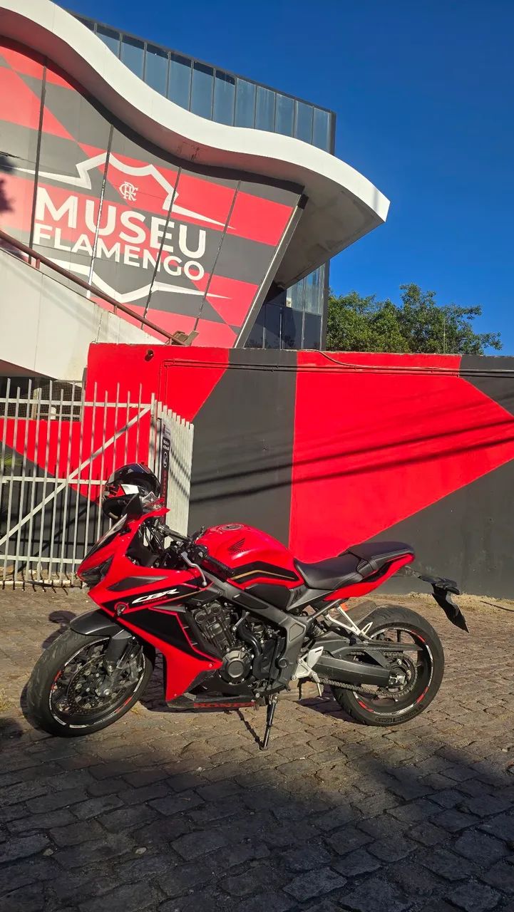 CBR 650R  - Foto 2