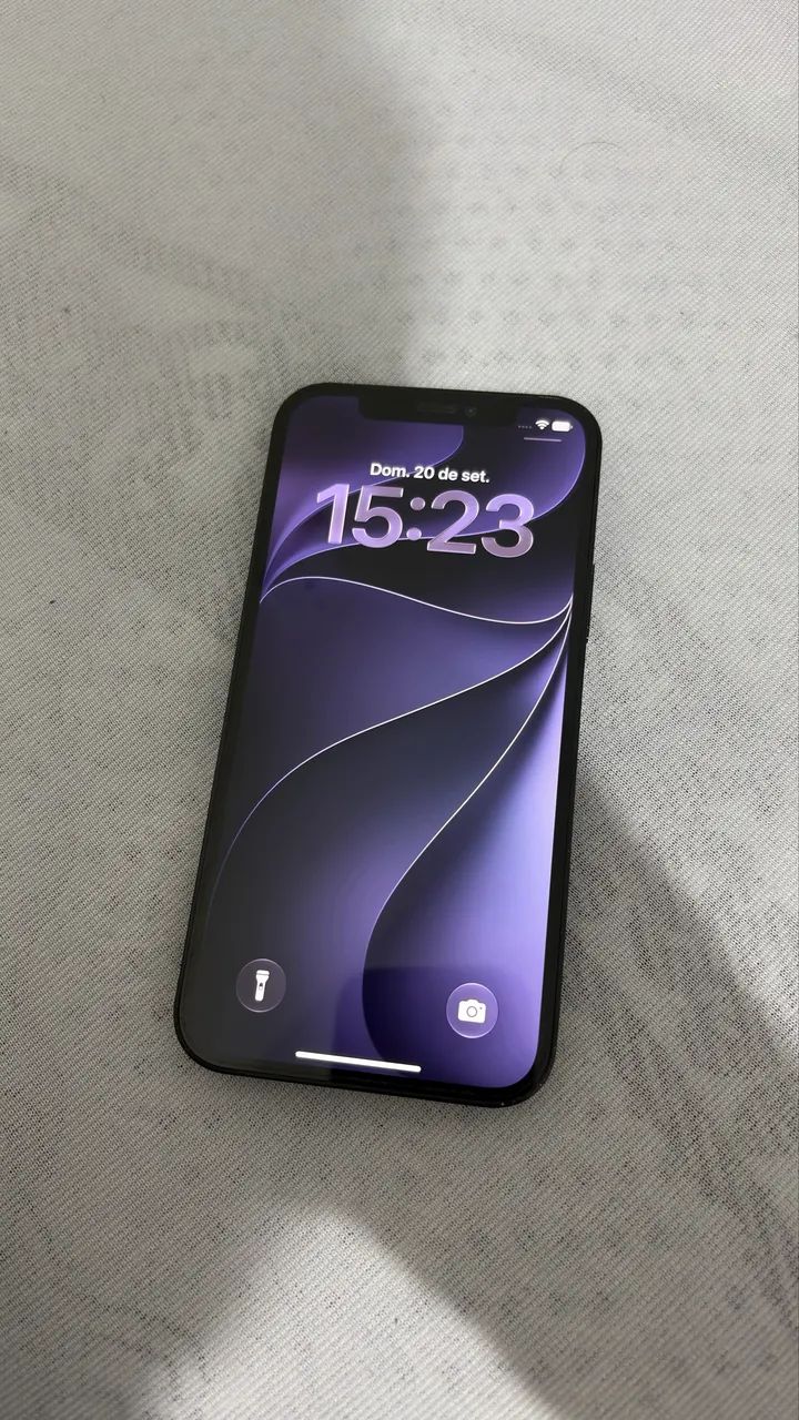 iPhone 12