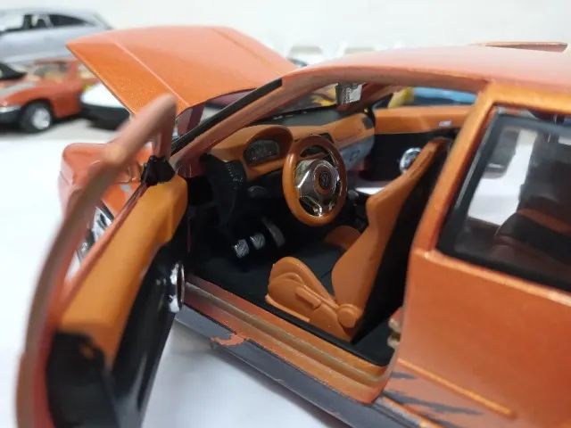 Miniatura Golf R32 1/24 Maisto #LE302 - Foto 2