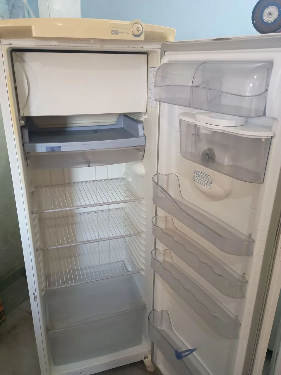 GELADEIRA CÔNSUL DEGELO AUTOMÁTICO 699 