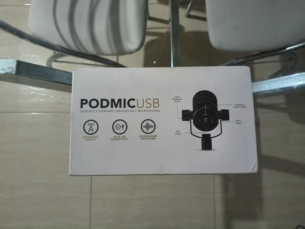 Vendo  RØDE PodMic USB, novo na caixa zero novo  - Foto 3