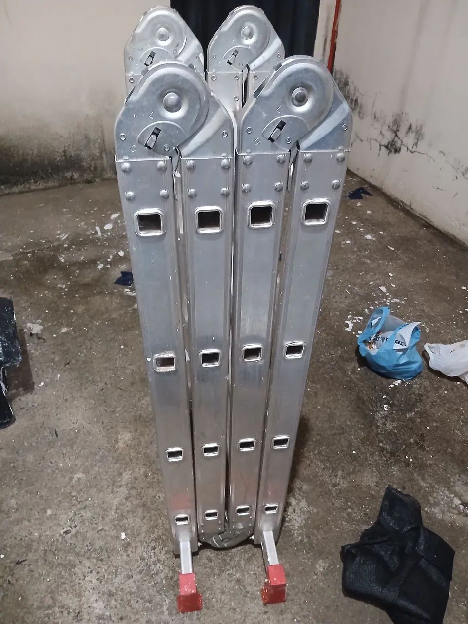 Escada articulada e extensor de 5 metros