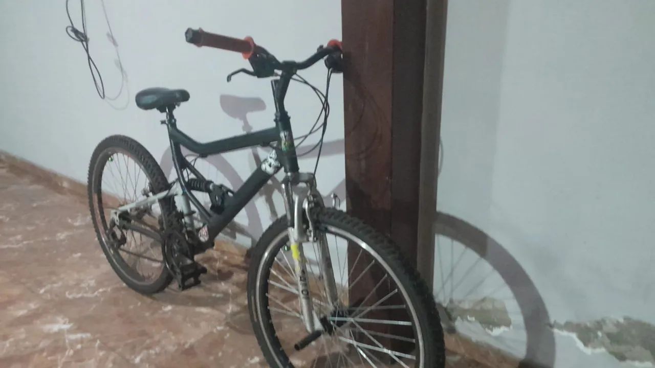 Bicicleta com mola  - Foto 3