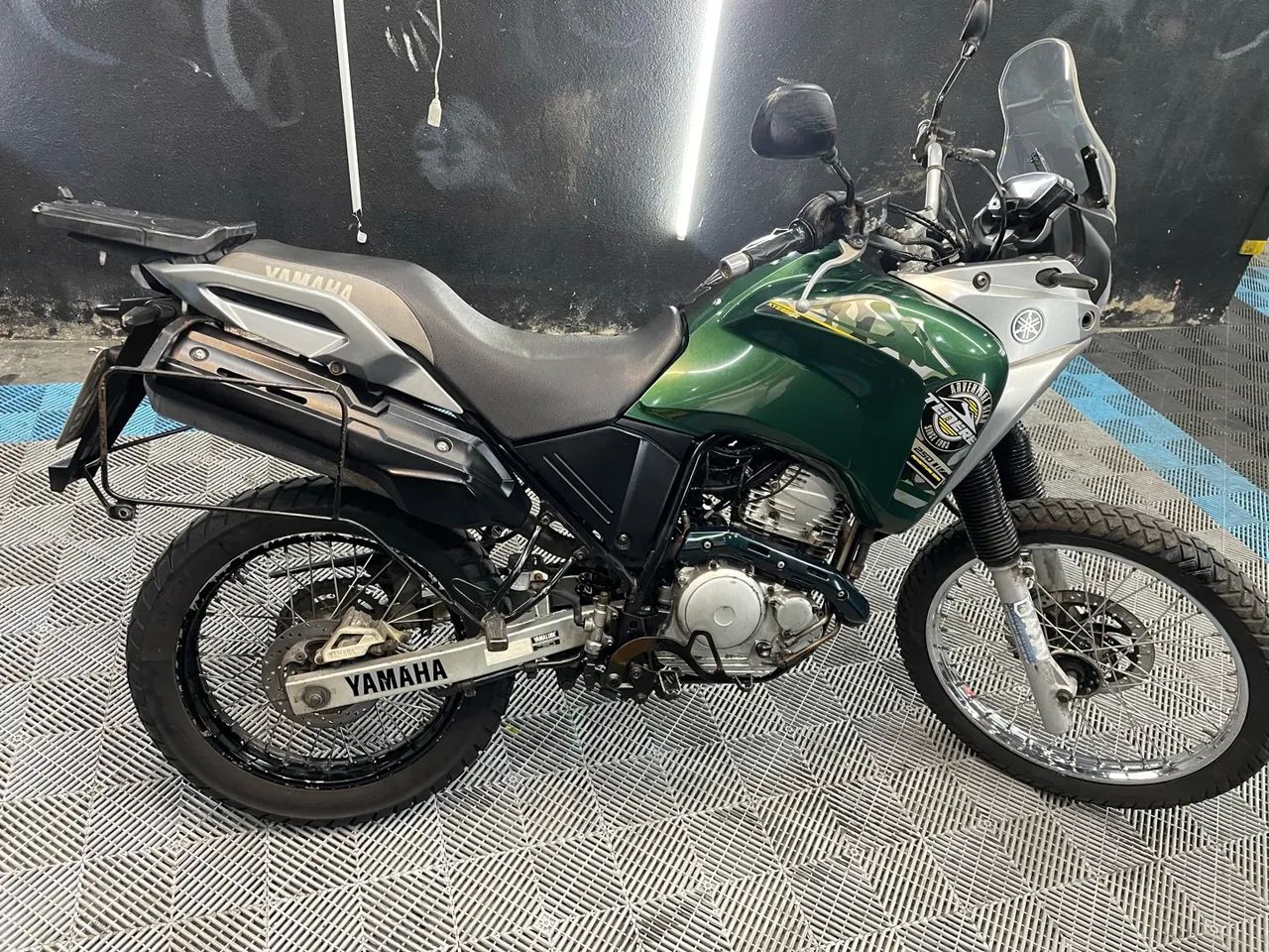 Tenere 250