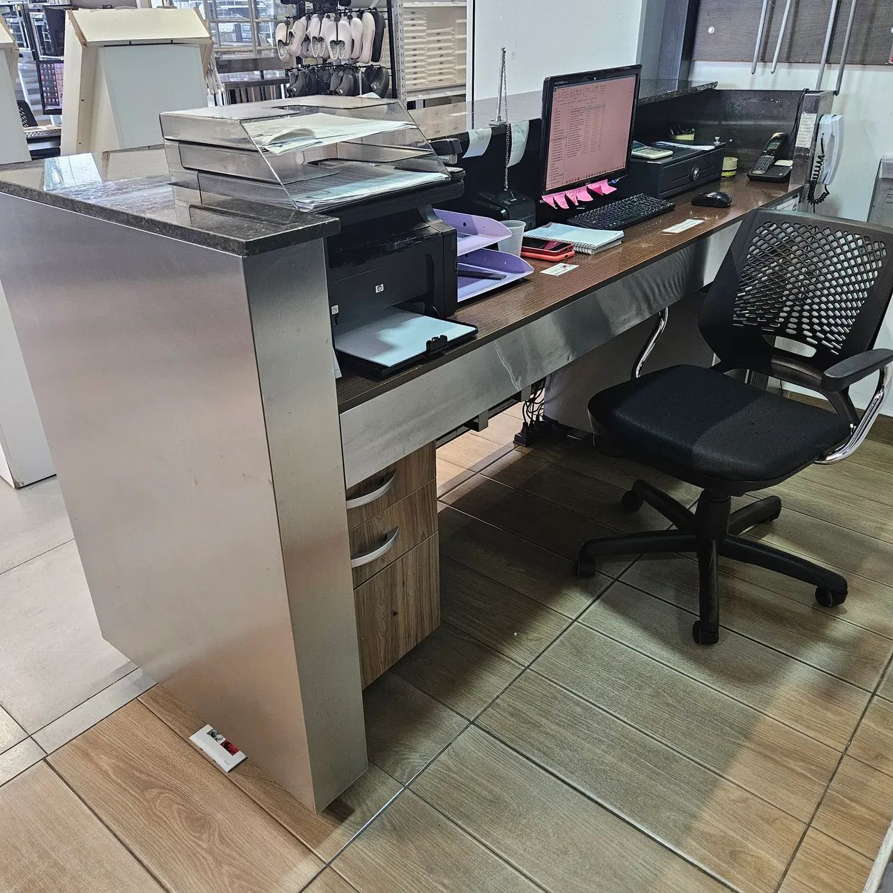 Balcão Caixa de aço inox, MDF e Granito 2 pessoas 220x80x110cm - Foto 2