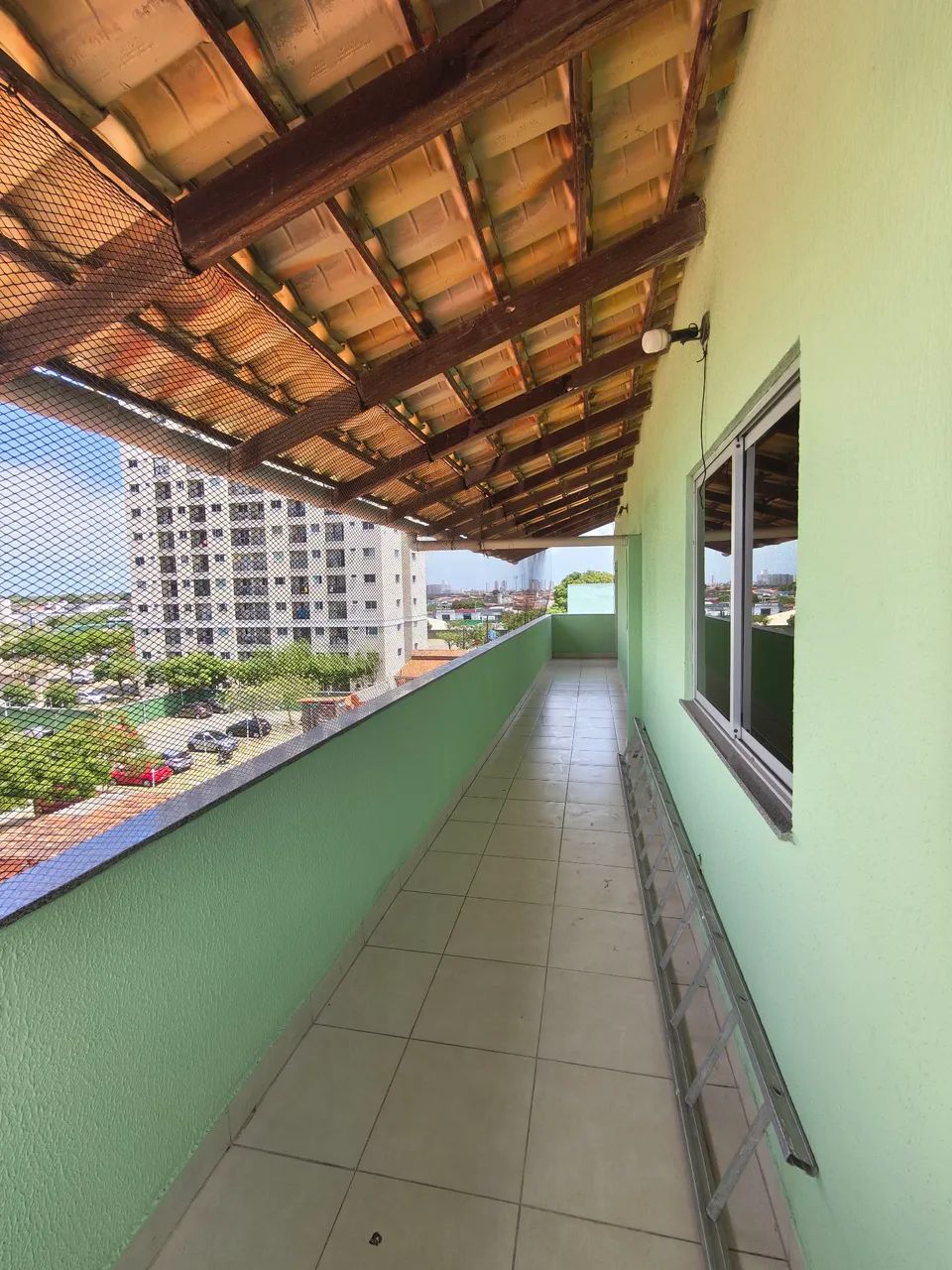 Alugo apartamento no jóquei clube 2 quartos e 2 banheiros