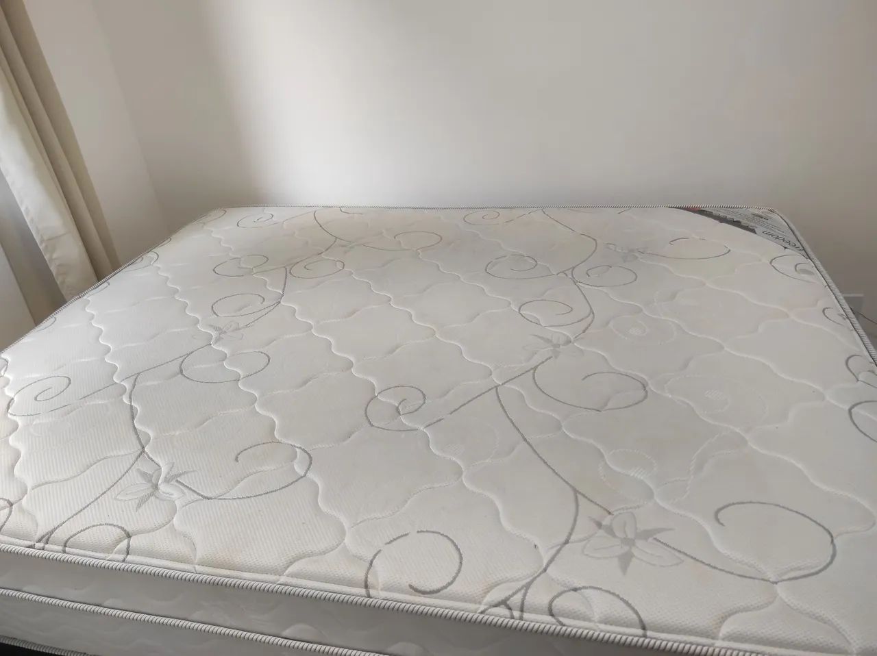 Vendo Cama Box Queem Ortobom  - Foto 3