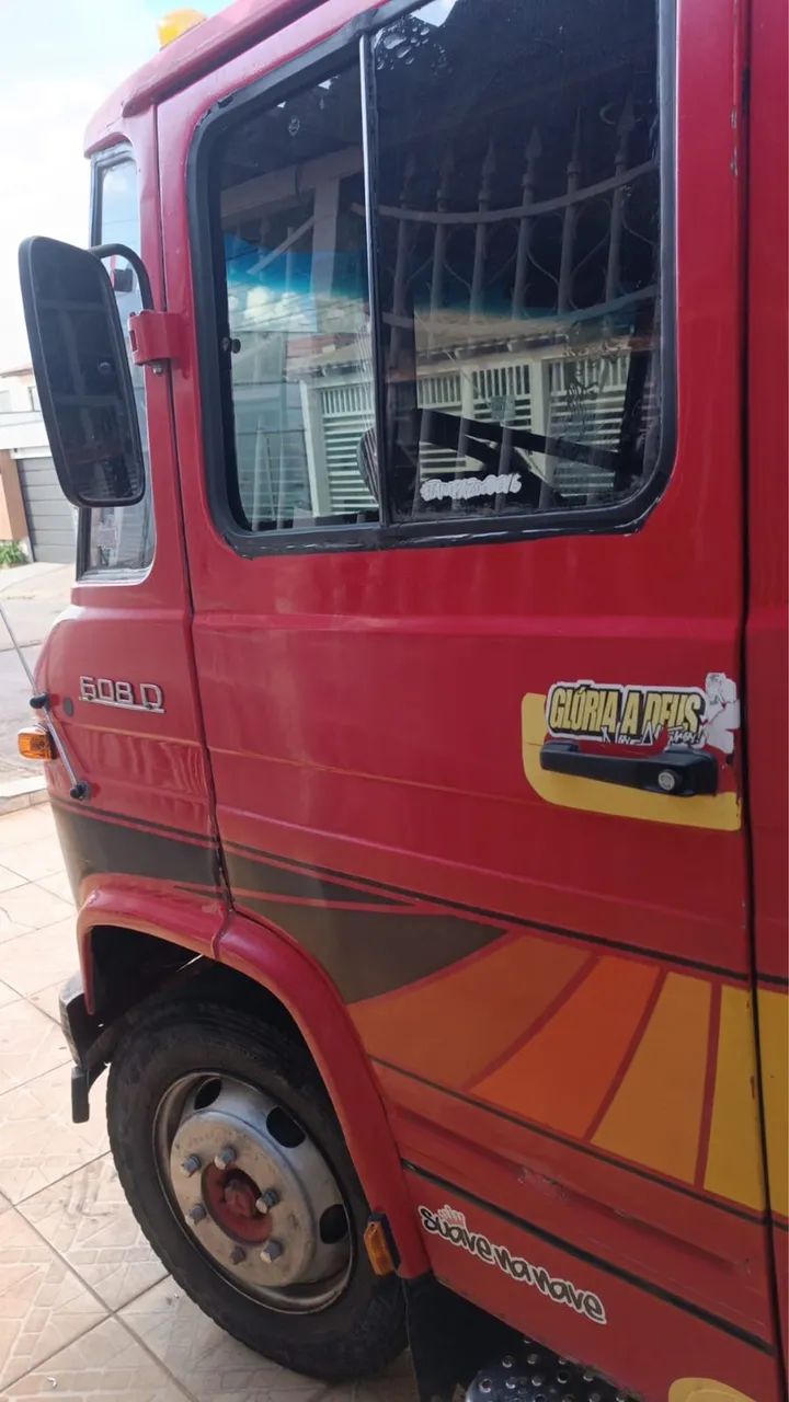 MB 608D - Foto 3
