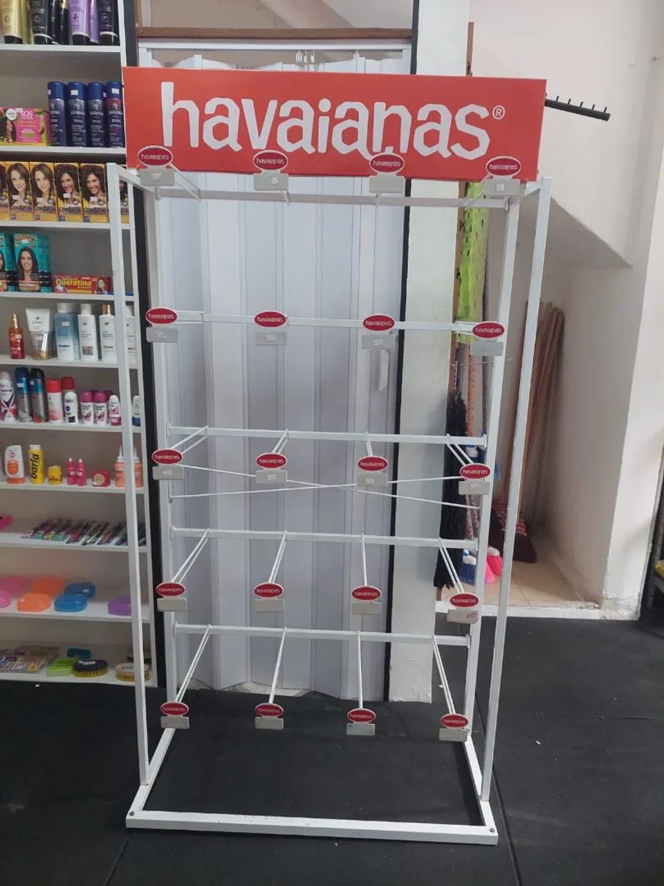 Expositor de havaianas 