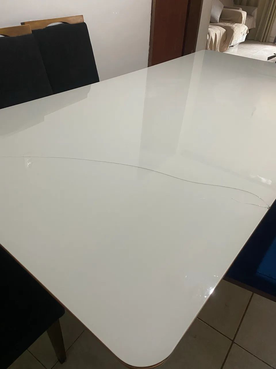 Mesa de madeira com vidro laqueado  - Foto 2