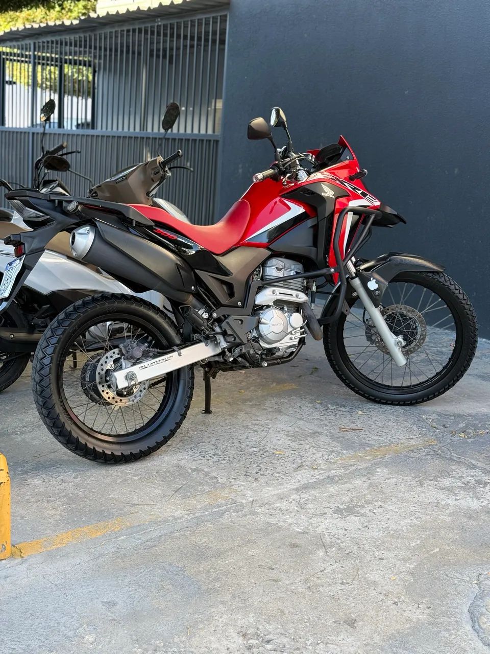 XRE 300 EXTRA - Foto 3