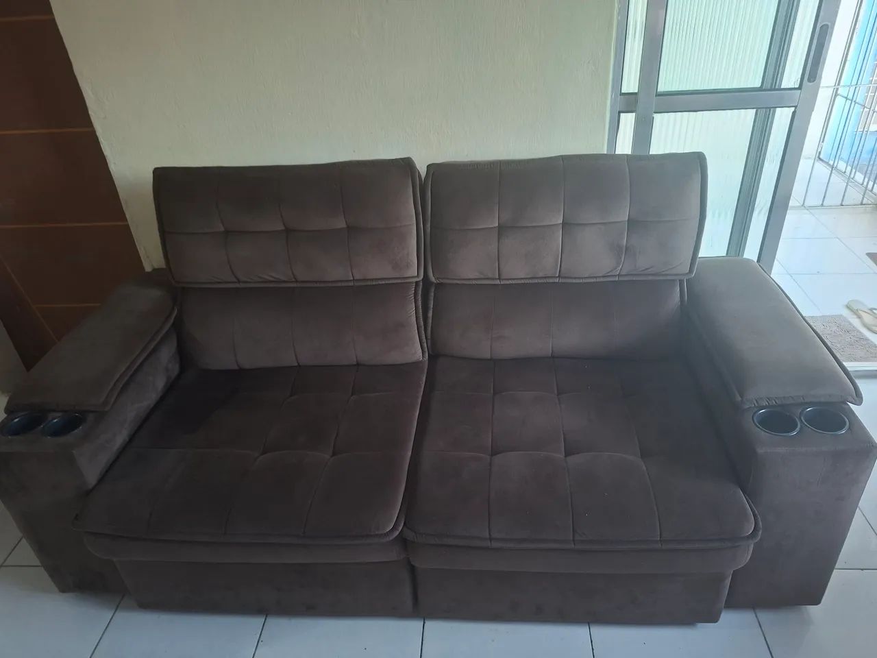 Sofá semi novo retratil - Foto 2