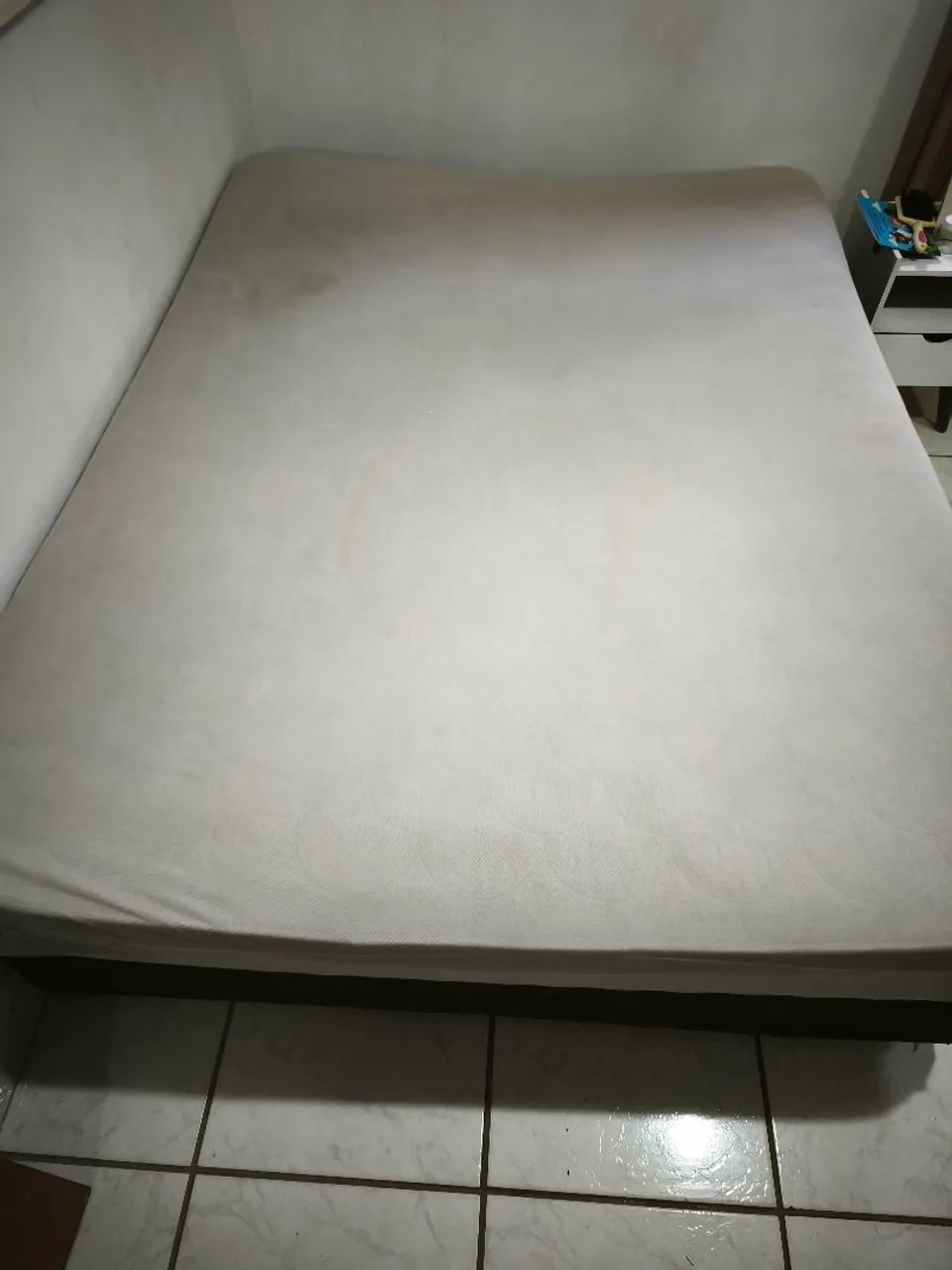 Cama box com colchao casal  colchao com capa - Foto 4