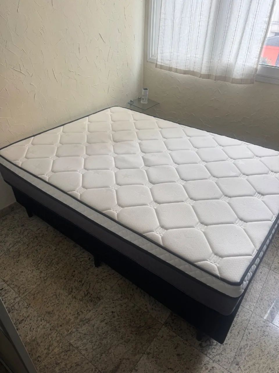 Cama box casal