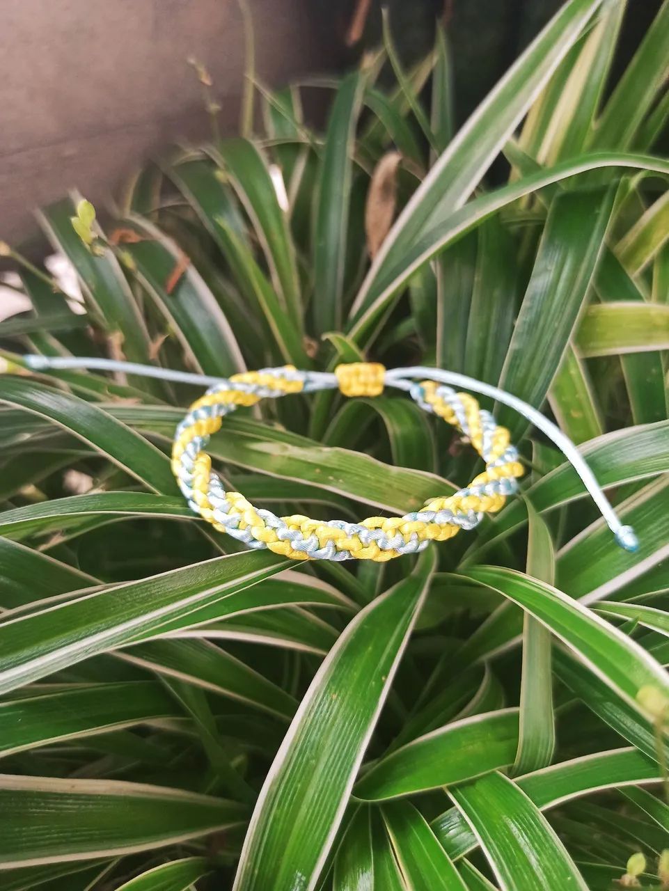 Pulseira em macrame tubular 2 cores - Foto 4