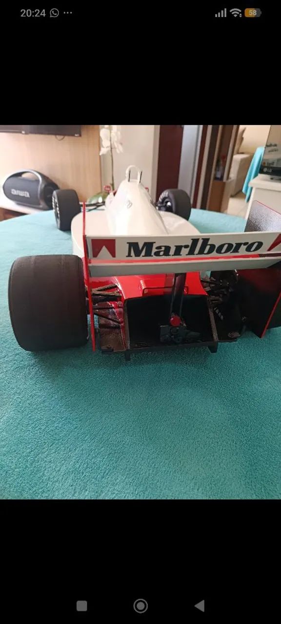 F1 McLaren MP4/4 miniatura  - Foto 2