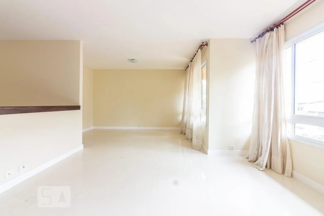 Casa à Venda - Centro, 4 Quartos, 300 m2 - Foto 2