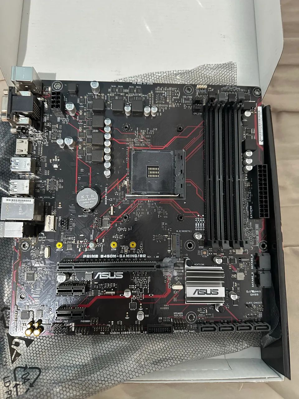 Placa mãe B450M Asus Prime Gaming  - Foto 3