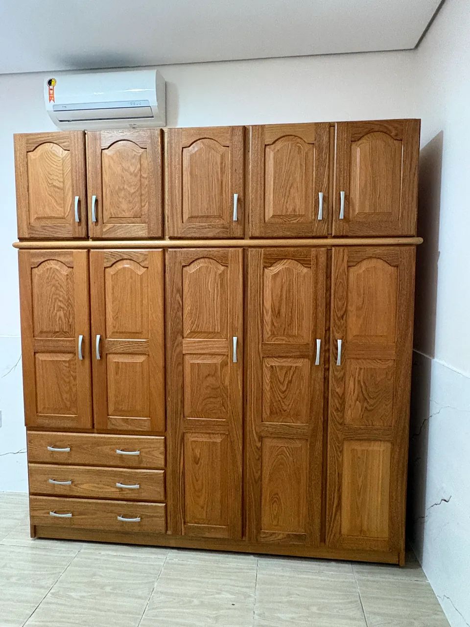 Guarda roupa madeira 