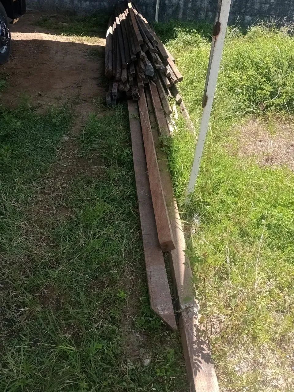 Madeiramento Massaranduba linhas caibro e algumas ripas  - Foto 4