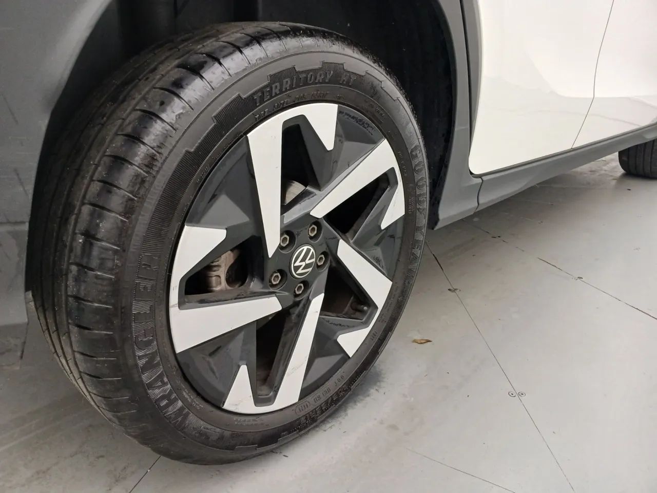 Volkswagen Tera High 1.0 170 TSI Flex 12V 5p Aut, foto 13 de 18