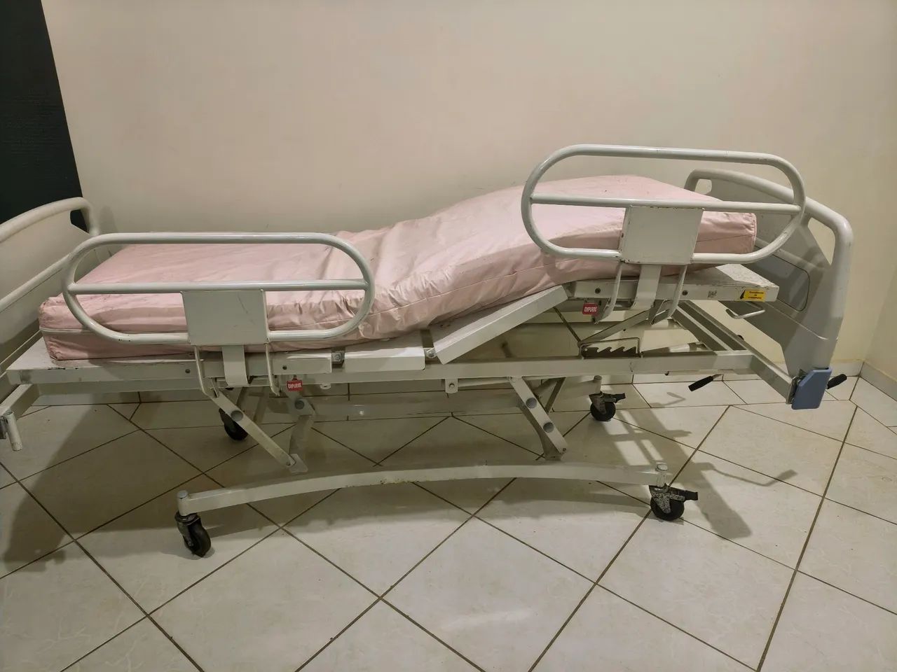 Cama hospitalar 
