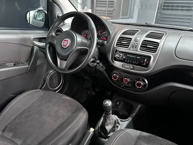 Fiat Palio Attractive 1.0 EVO Fire Flex 8V 5P 2017 - Foto 4