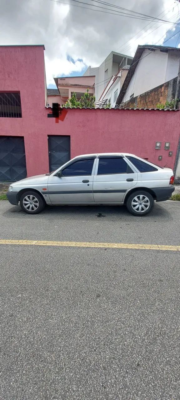 Ford Escort Escort GL 1.6 MPI 2001