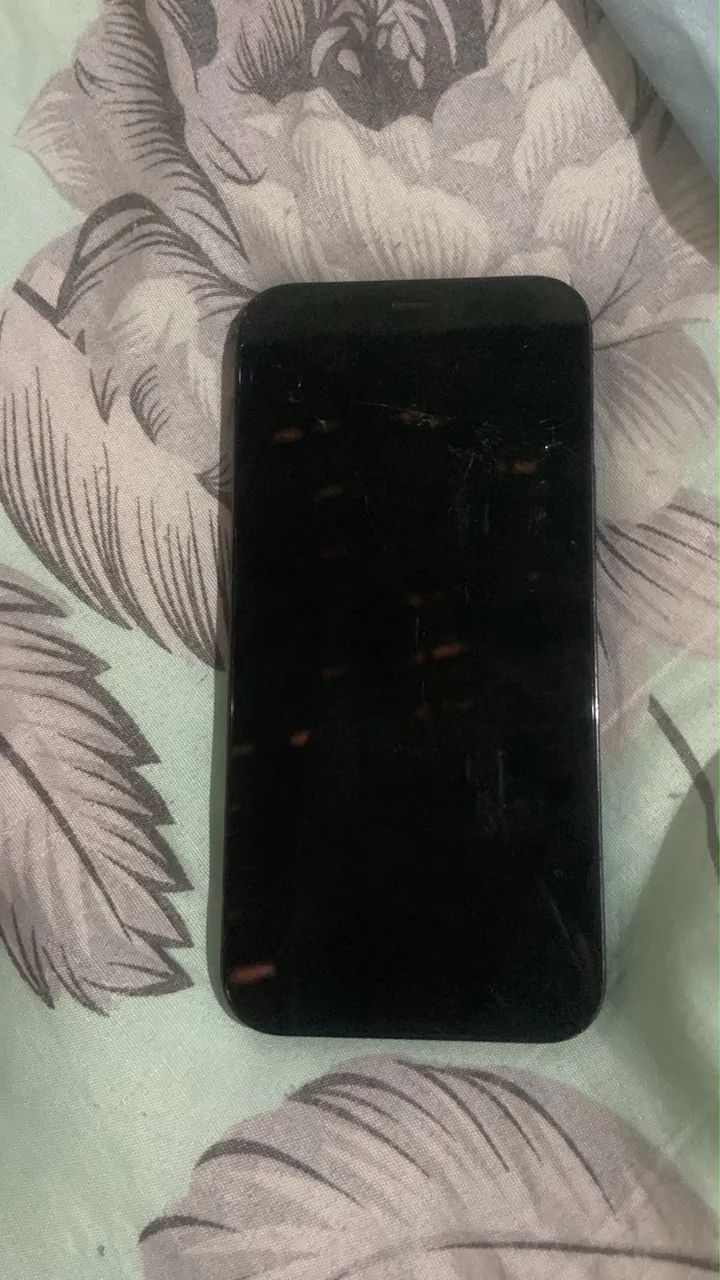 Vendo esse iPhone 12 Pro 128gb tela quebrada  - Foto 2