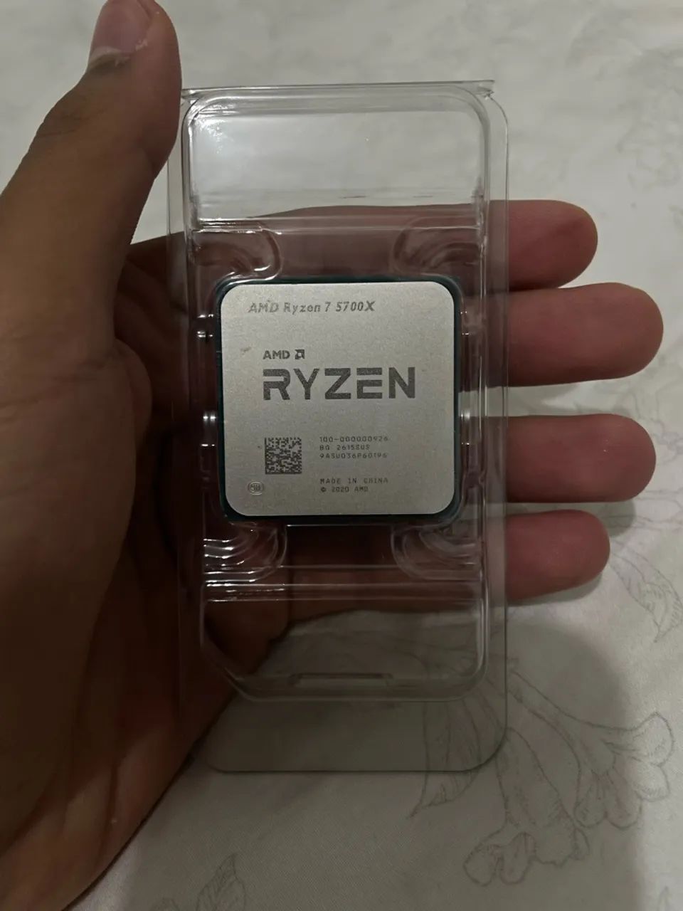 Ryzen 7 5700x NUNCA USADO