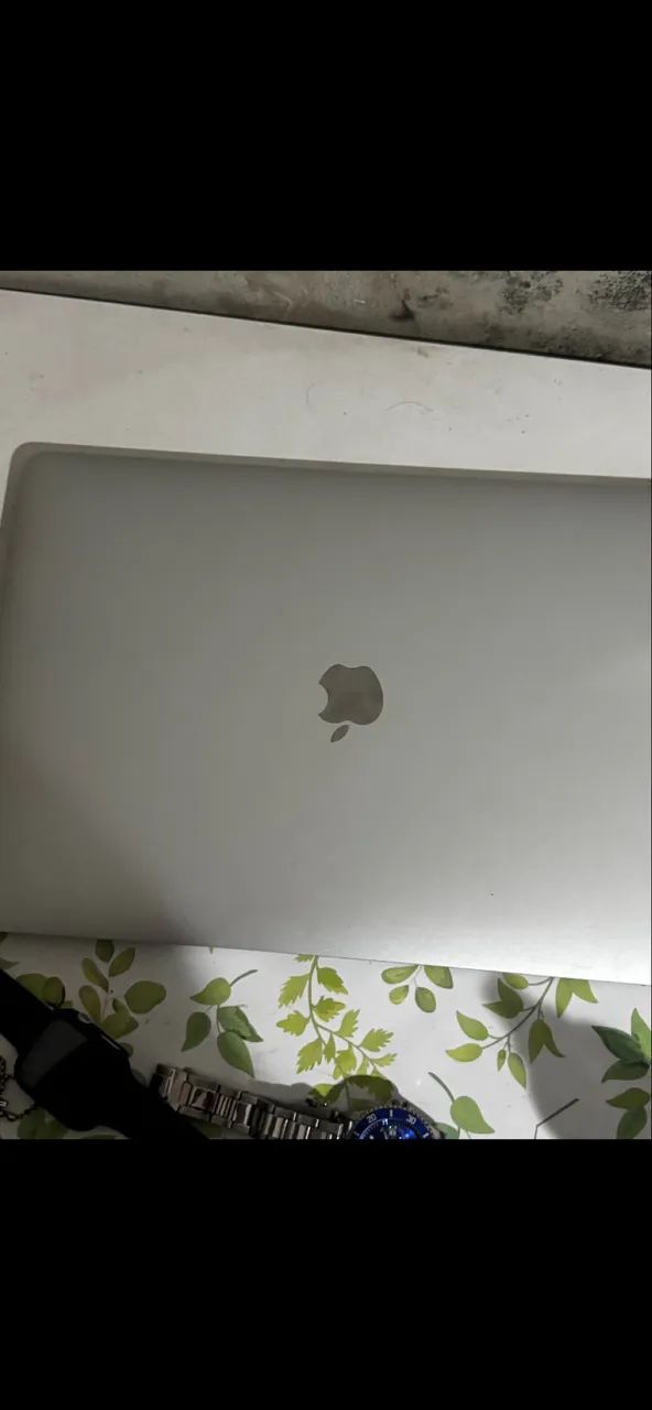 MacBook Pro 2019 com defeito 