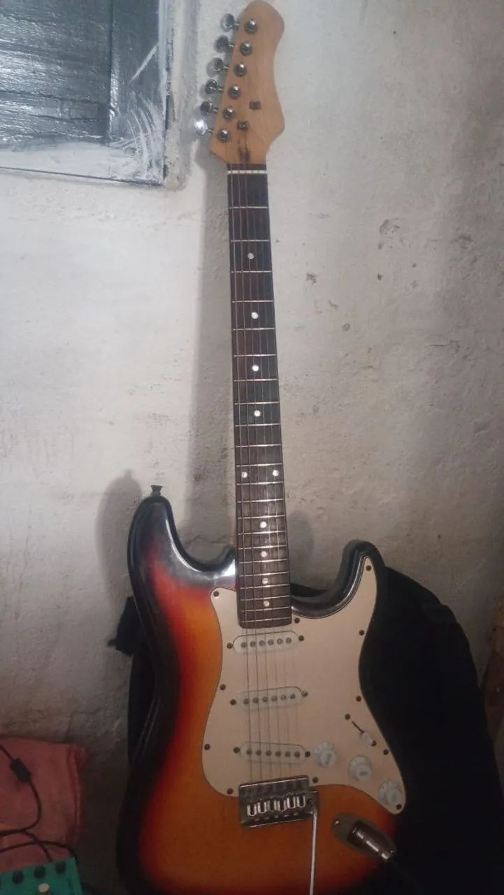 Guitarra strato Tagima 1987 - Foto 3