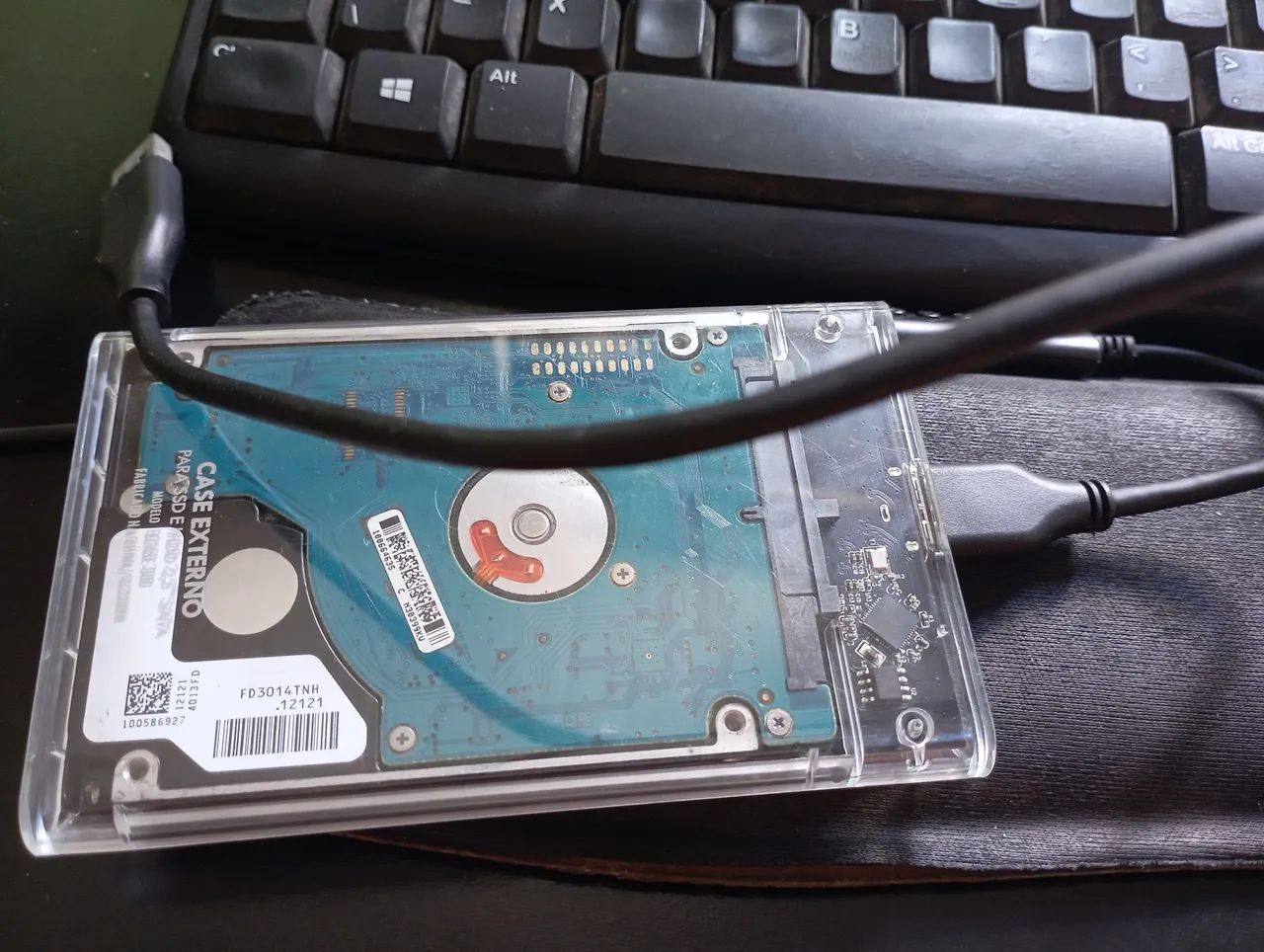 Hd externo 500 GB + case 