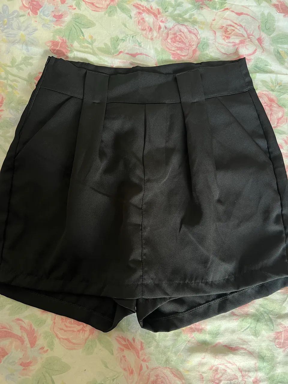 Short saia