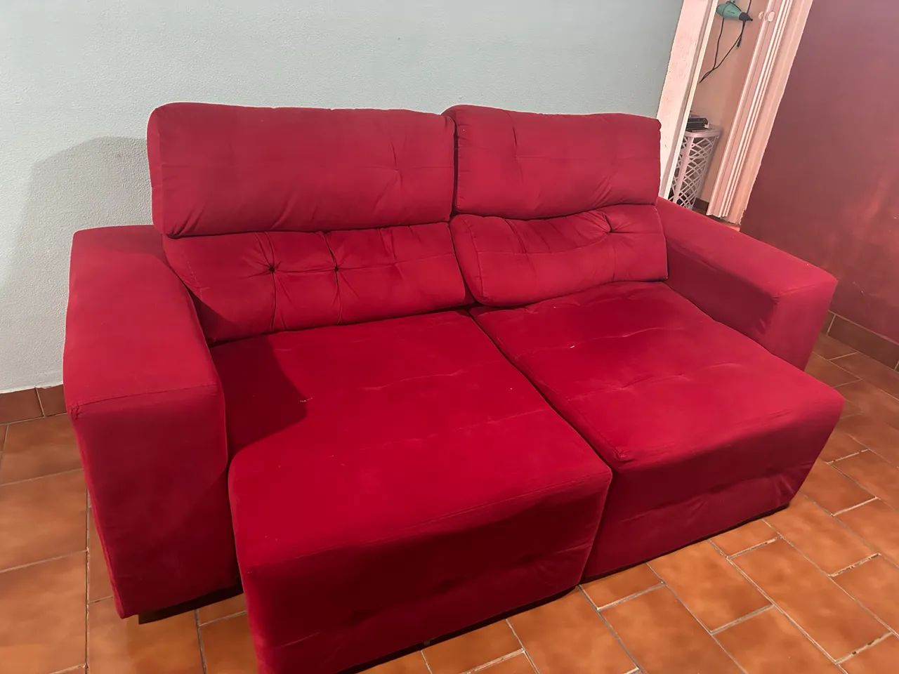 Vendo Sofá Retrátil Reclinável 2 lugares - Foto 5