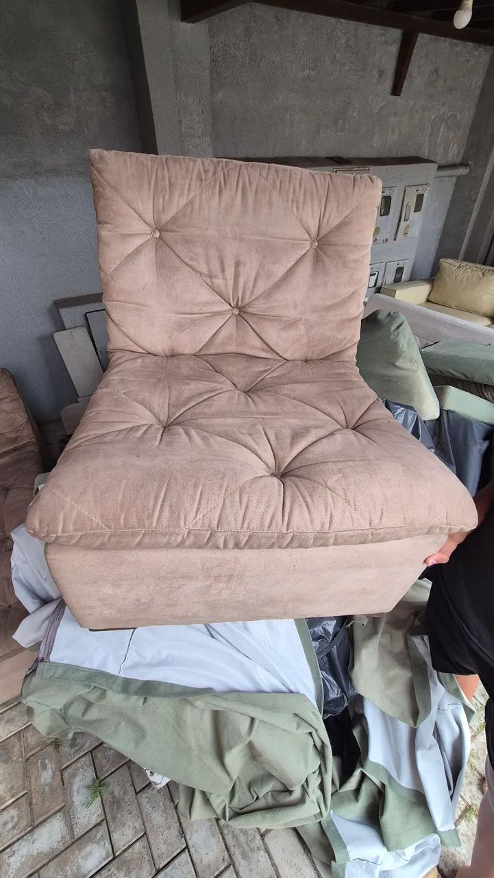 Sofá modular com três módulos e chaise - Foto 3