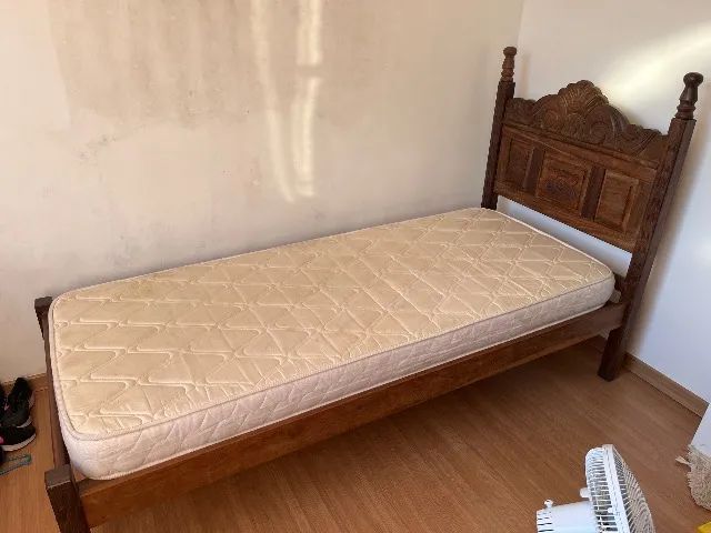 Cama de solteiro de sucupira com colchão  - Foto 2